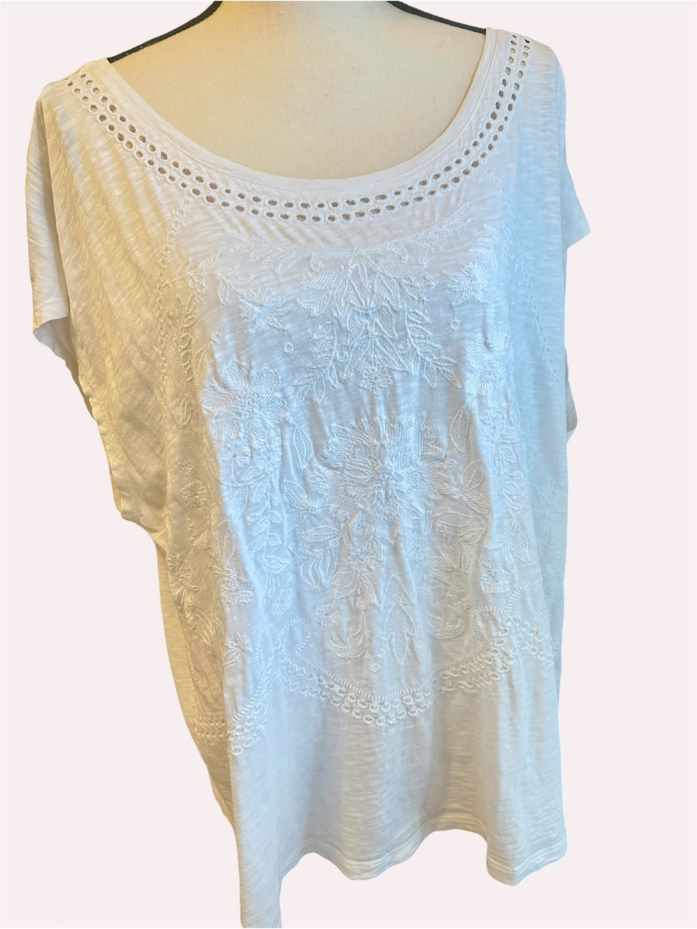 Talbots White Top Embroidered Cotton Scoop Neck Short Sleeve Tee Plus size 2X
